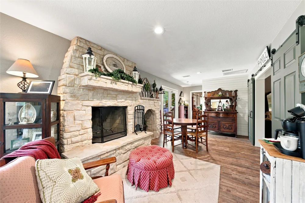7001 Michael Lane Eustace, TX 75124