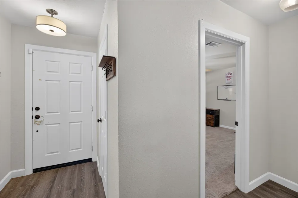 4509 Starlight Drive Haltom City, TX 76117