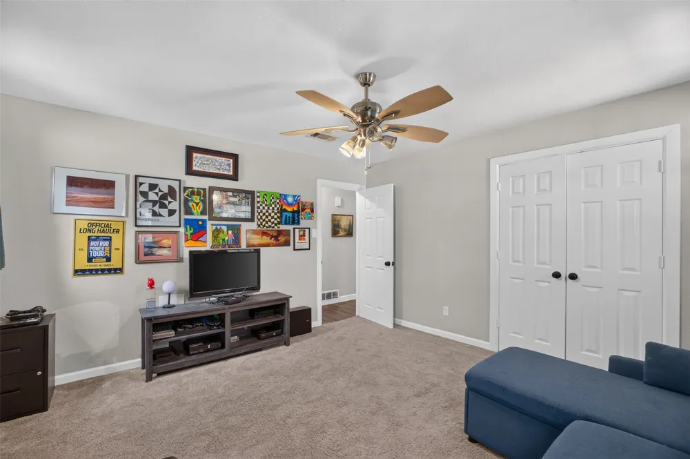 4509 Starlight Drive Haltom City, TX 76117