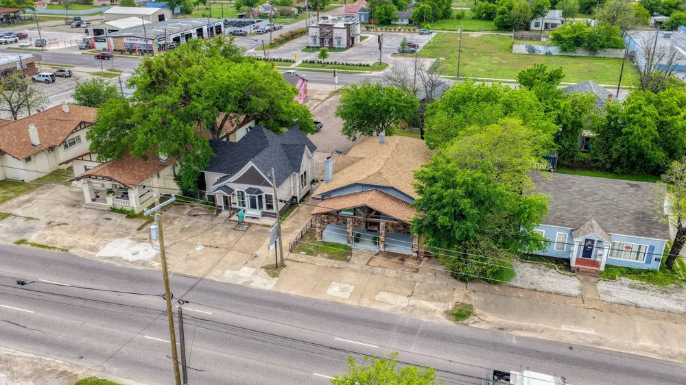 900 E Hubbard Street Mineral Wells, TX 76067