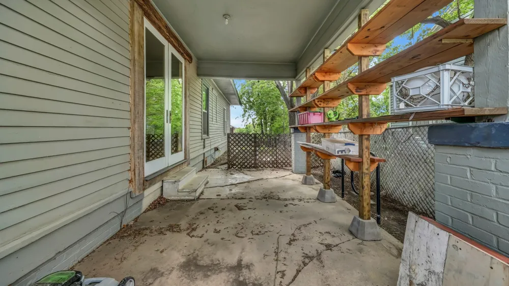 900 E Hubbard Street Mineral Wells, TX 76067