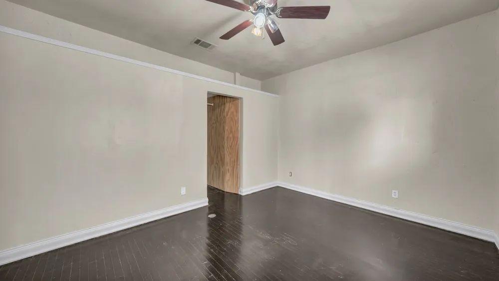 900 E Hubbard Street Mineral Wells, TX 76067