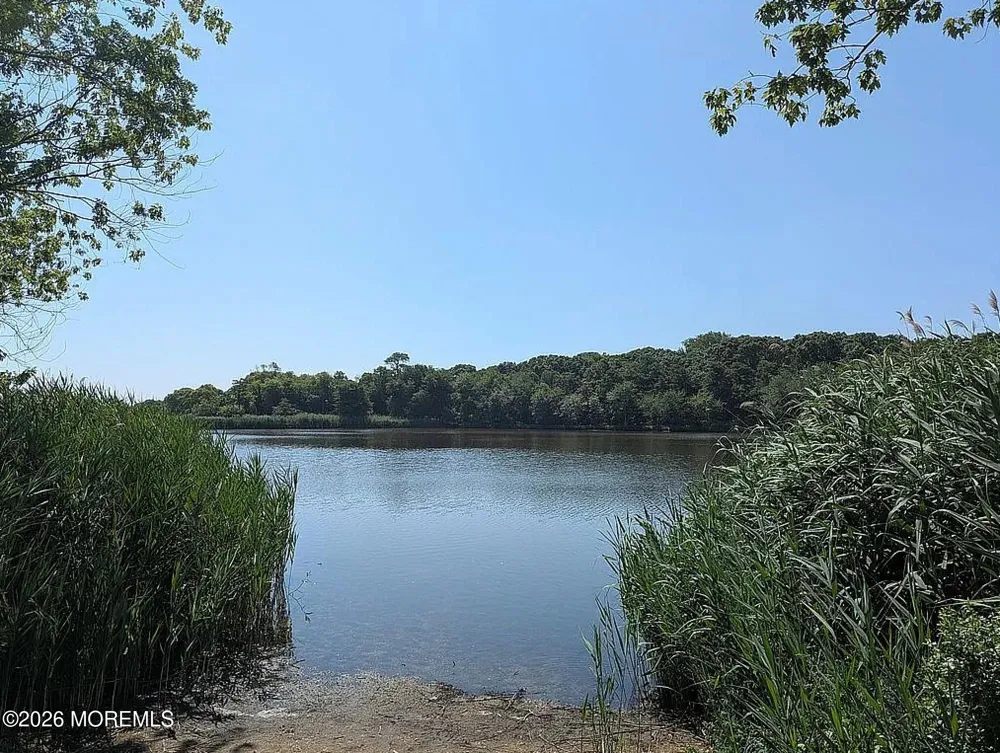 106 6th Avenue Spring Lake Heights, NJ 07762
