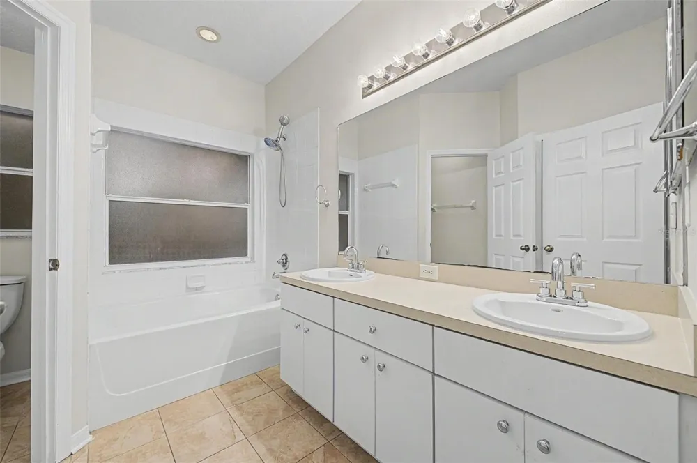6222 CRICKETHOLLOW DRIVE Riverview, FL 33578