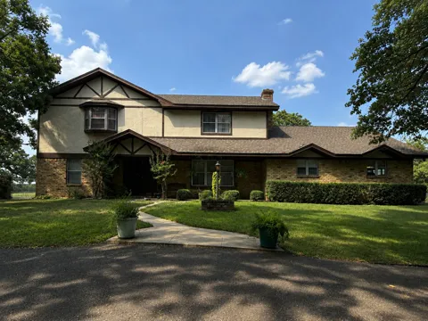 330 Lakewood Ranchette Road