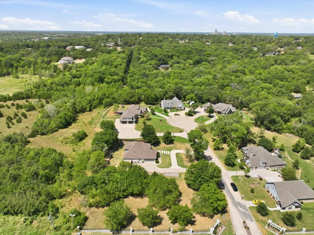 Cobblestone Drive Ada, OK 74820