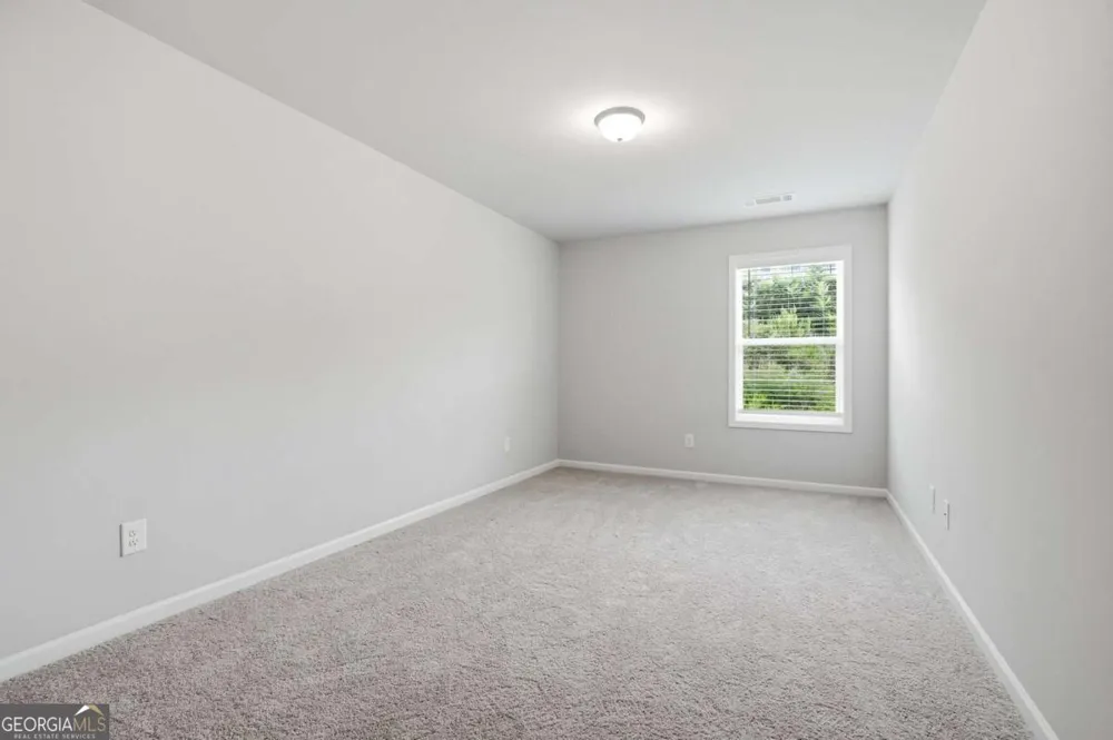 5350 Fox Den RD Oakwood, GA 30566