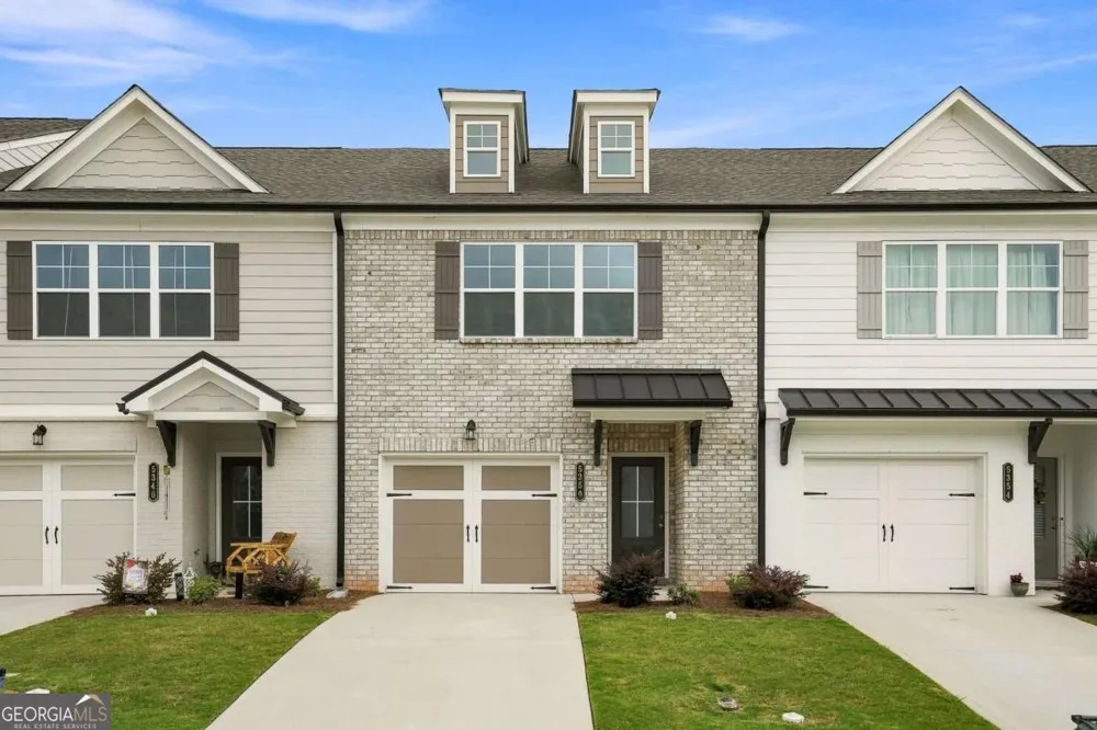 5350 Fox Den RD Oakwood, GA 30566