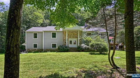 460 Laurel Lane