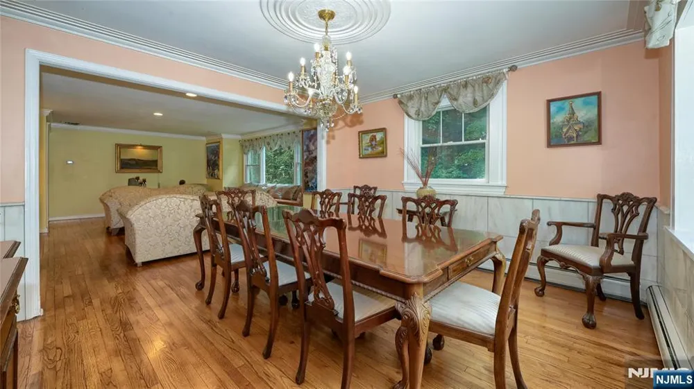 460 Laurel Lane Kinnelonugh, NJ 07405