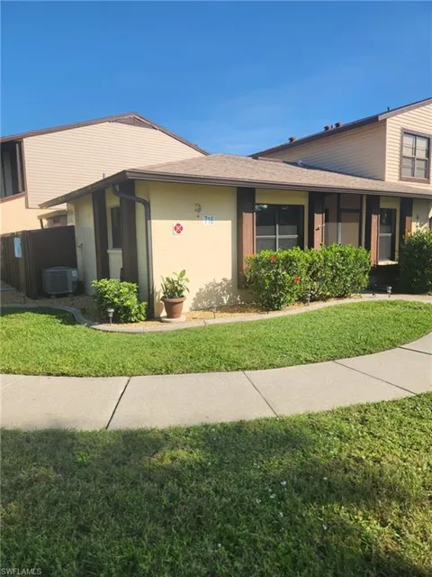 716 SE 12th Court #31