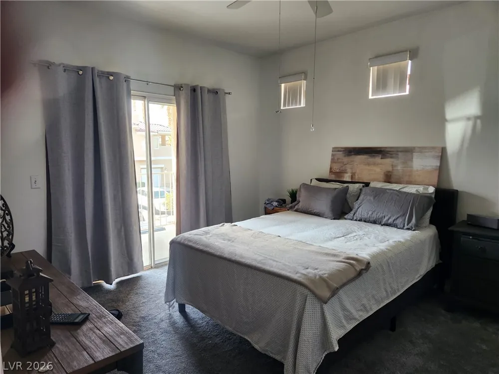 251 S Green Valley Parkway #3822 Henderson, NV 89012