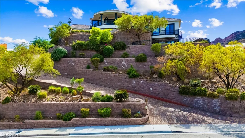 503 Aaron Way Boulder City, NV 89005