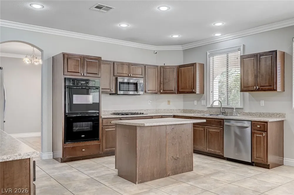 3527 Cupecoy Point Avenue Las Vegas, NV 89141