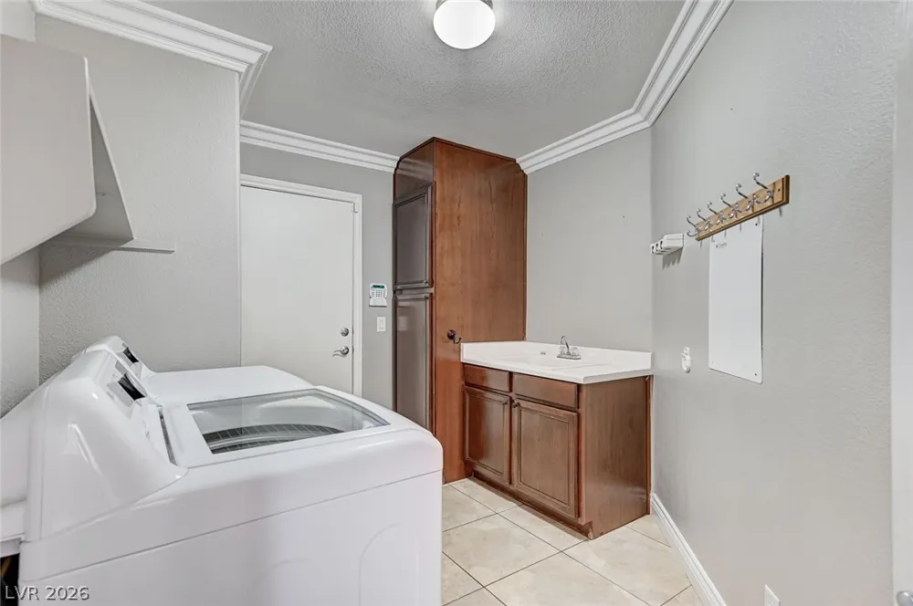 3527 Cupecoy Point Avenue Las Vegas, NV 89141