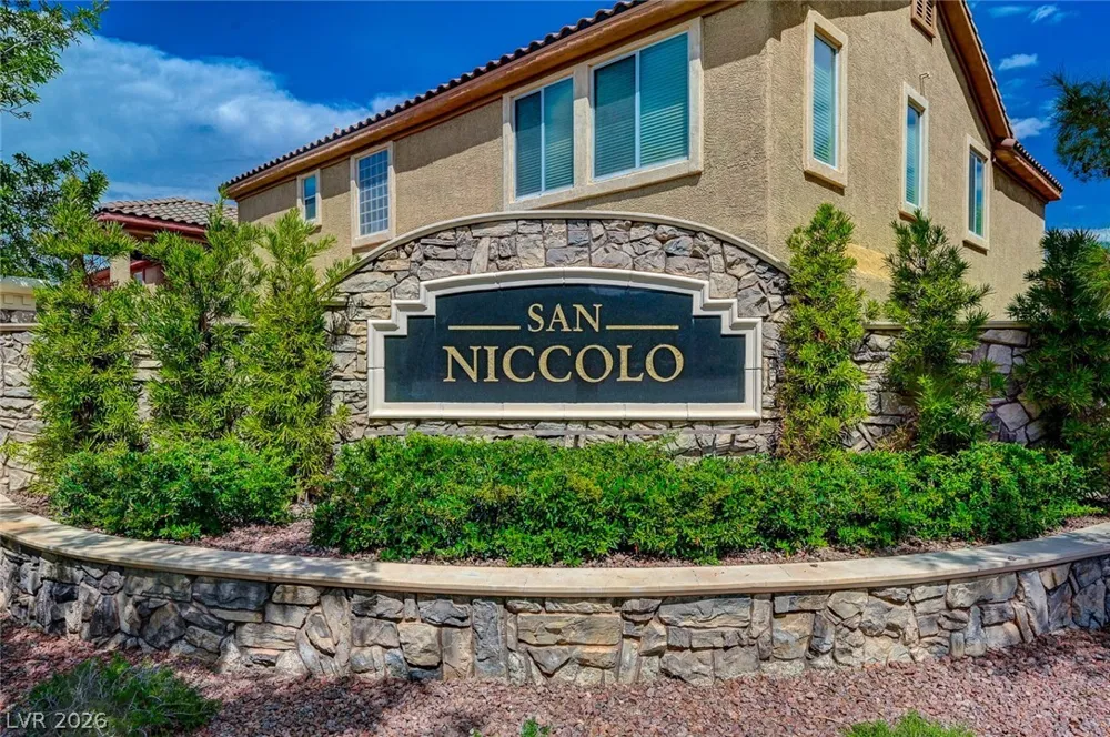 3527 Cupecoy Point Avenue Las Vegas, NV 89141