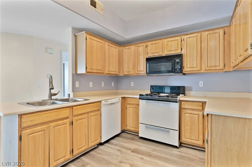5655 E Sahara Avenue #2060 Las Vegas, NV 89142