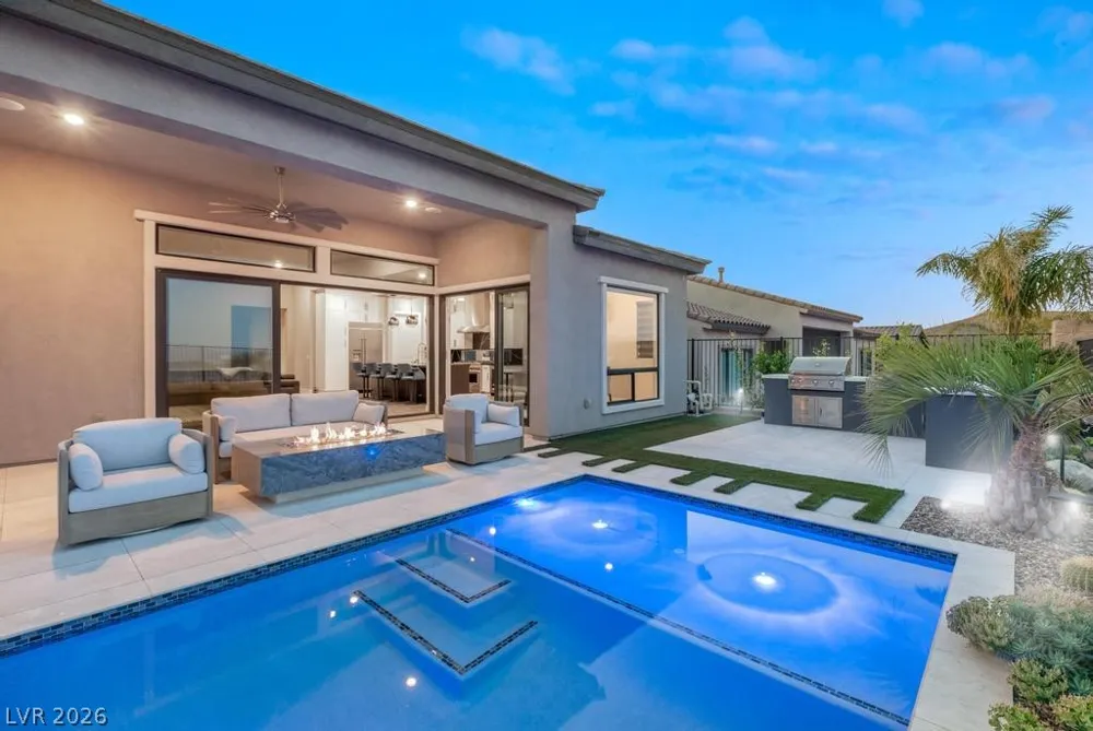 36 Thorn Creek Street Henderson, NV 89011