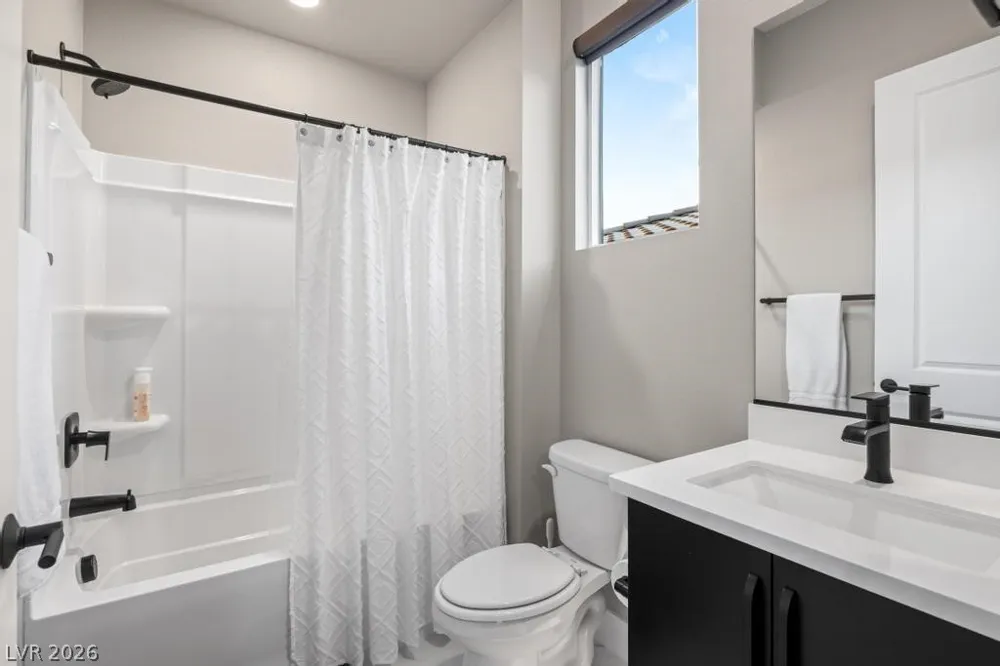36 Thorn Creek Street Henderson, NV 89011