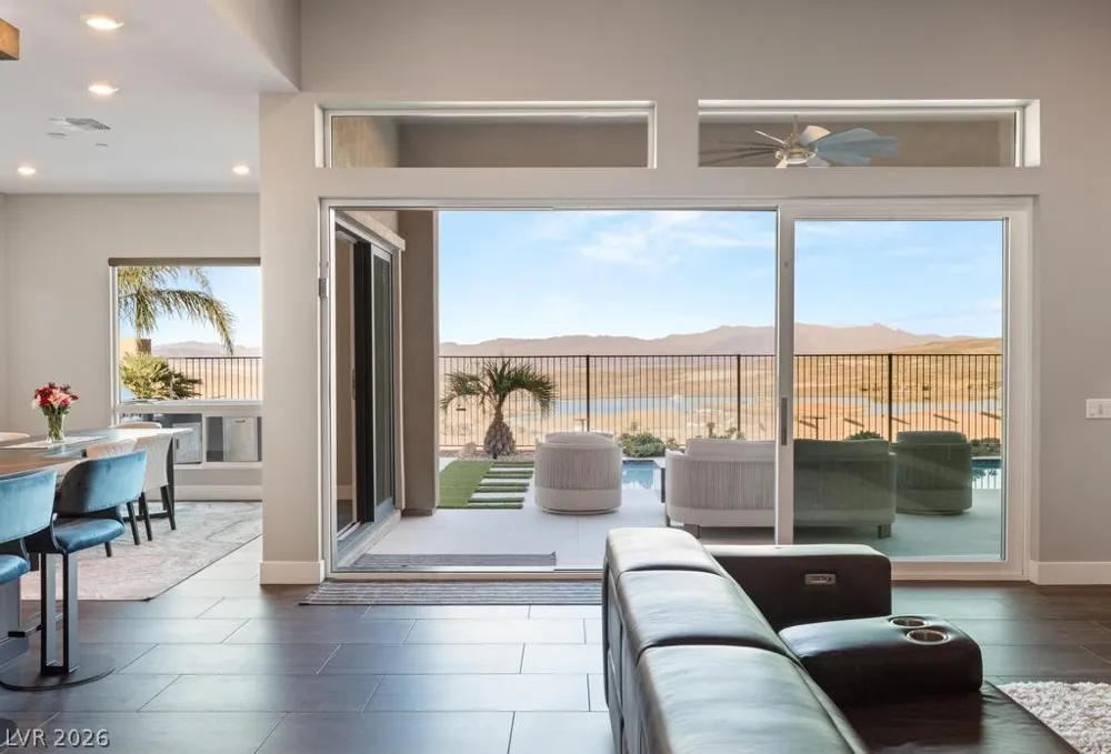 36 Thorn Creek Street Henderson, NV 89011