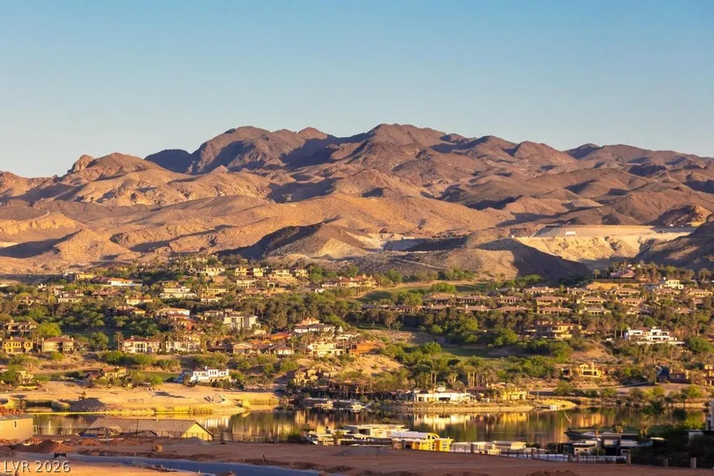 36 Thorn Creek Street Henderson, NV 89011