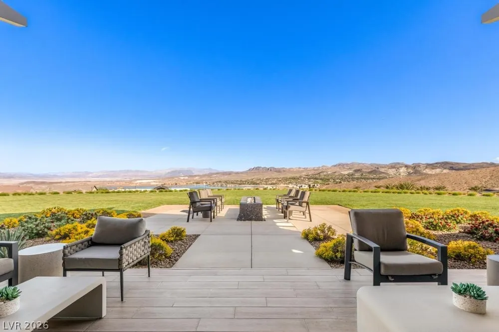 36 Thorn Creek Street Henderson, NV 89011