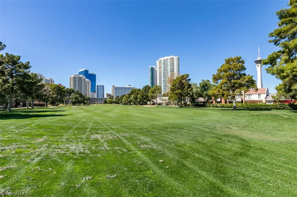714 Oakmont Avenue #1104 Las Vegas, NV 89109
