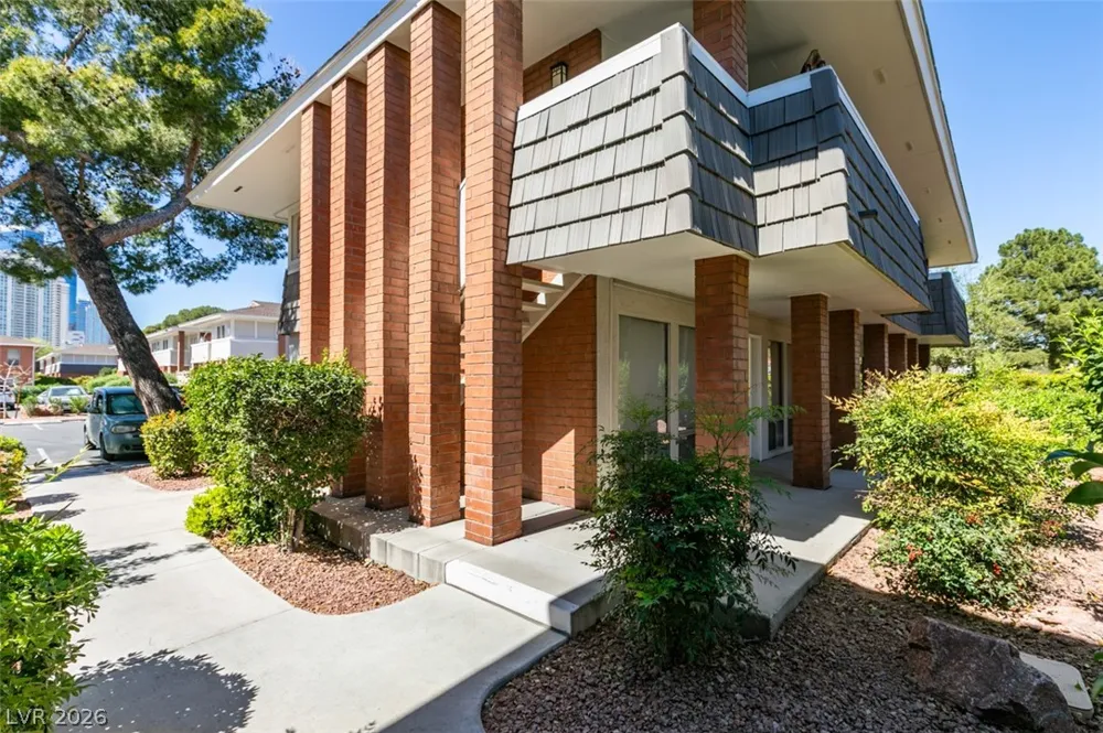 714 Oakmont Avenue #1104 Las Vegas, NV 89109