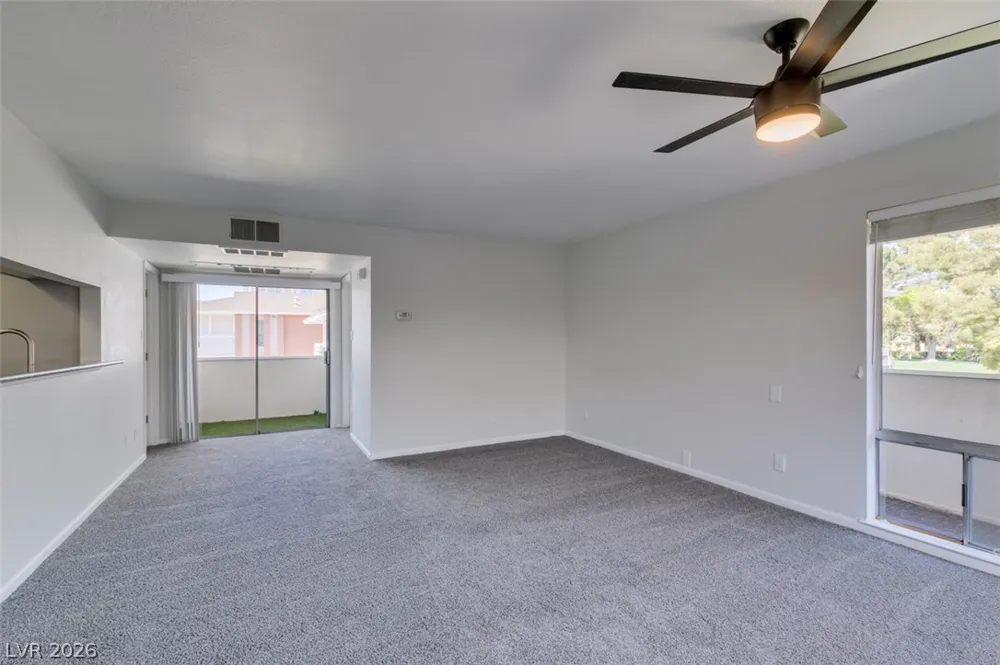 714 Oakmont Avenue #1104 Las Vegas, NV 89109