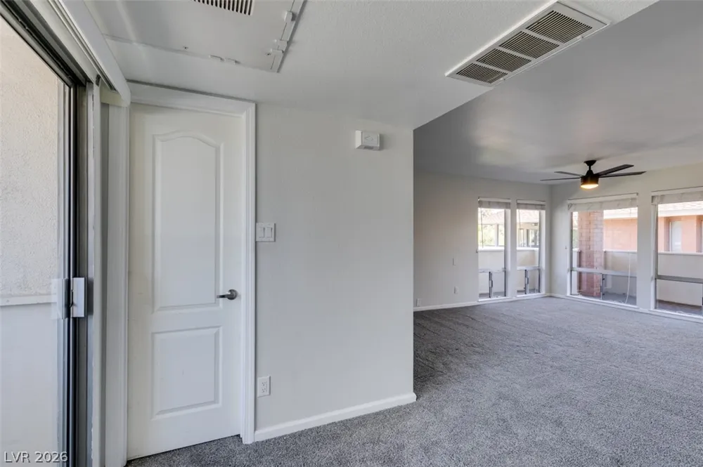 714 Oakmont Avenue #1104 Las Vegas, NV 89109