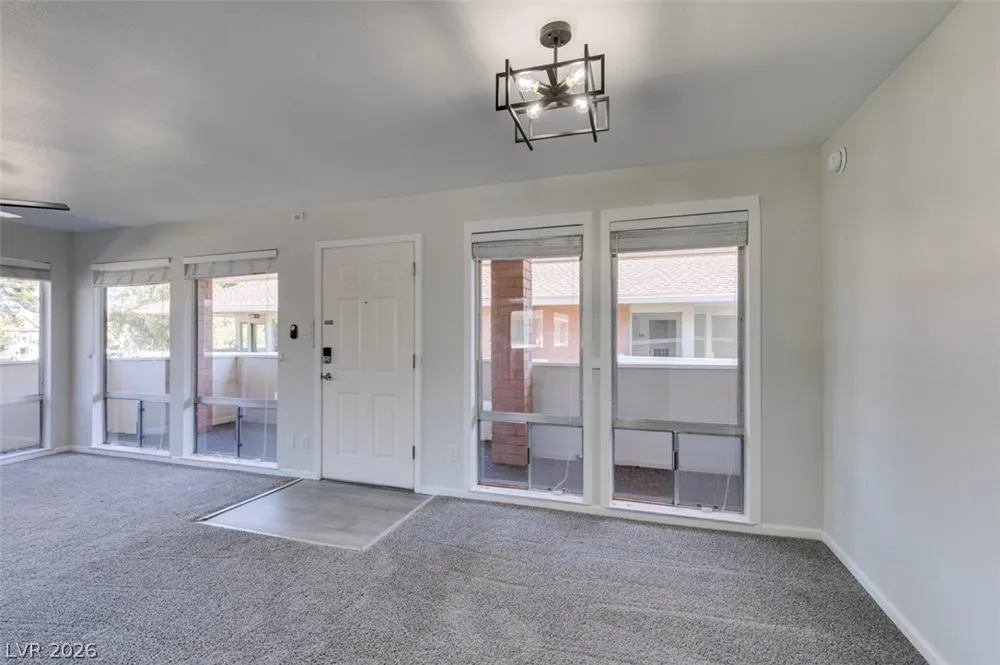 714 Oakmont Avenue #1104 Las Vegas, NV 89109