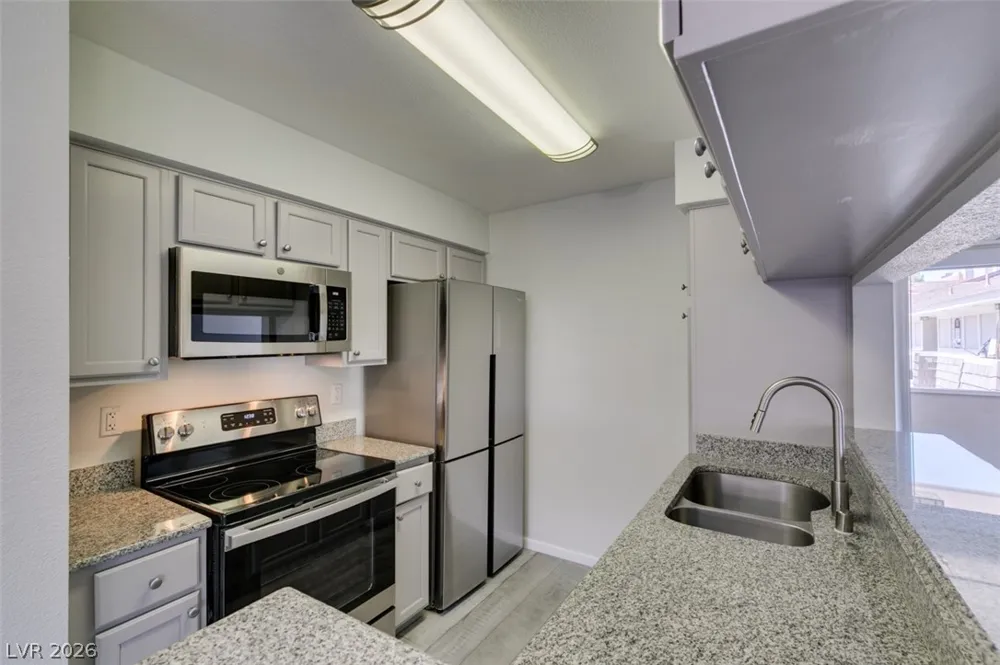 714 Oakmont Avenue #1104 Las Vegas, NV 89109
