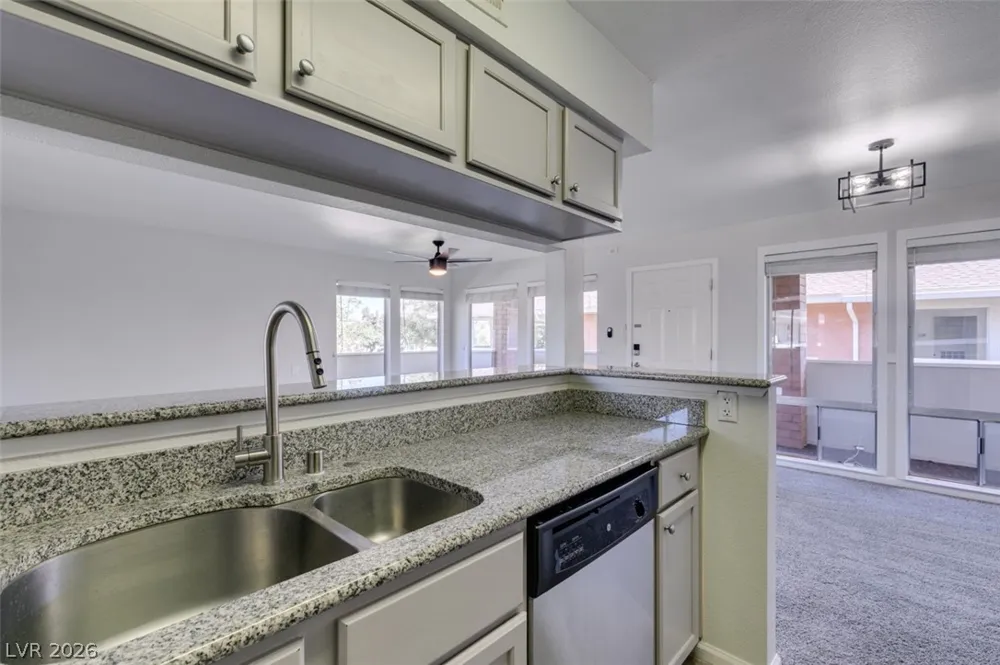 714 Oakmont Avenue #1104 Las Vegas, NV 89109