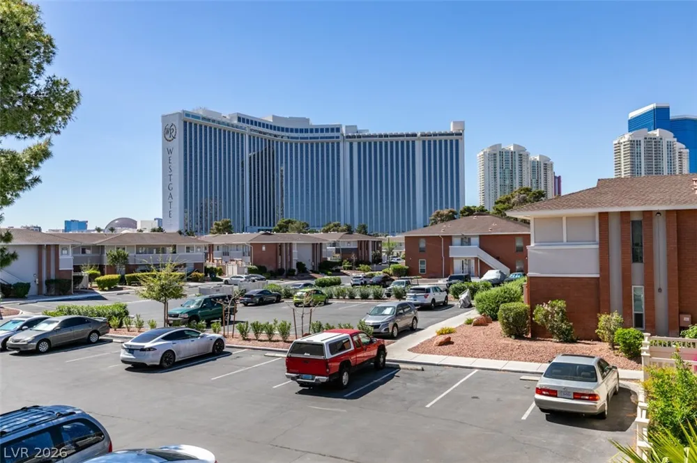 714 Oakmont Avenue #1104 Las Vegas, NV 89109