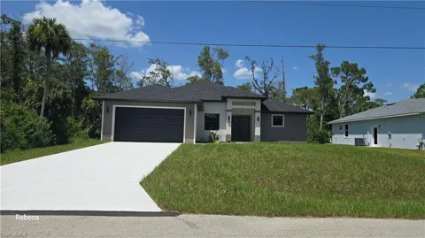 580 WOODVIEW DRIVE