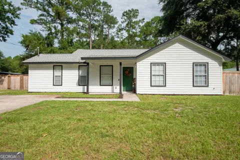 300 Village DR