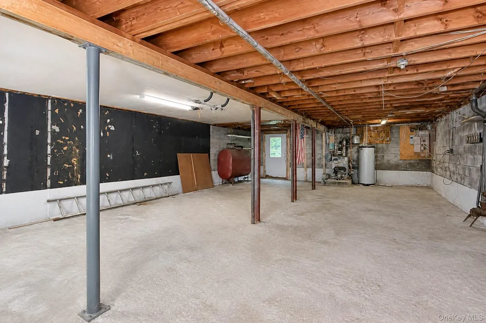 20 Townsend Extension Poughquag, NY 12540