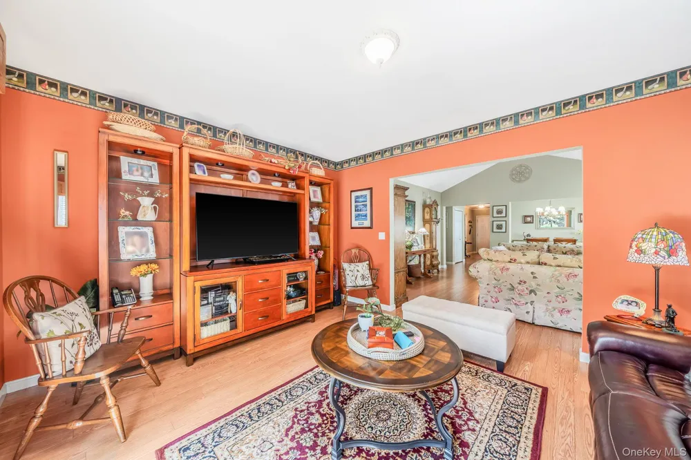 63 Madison Circle Middle Island, NY 11953