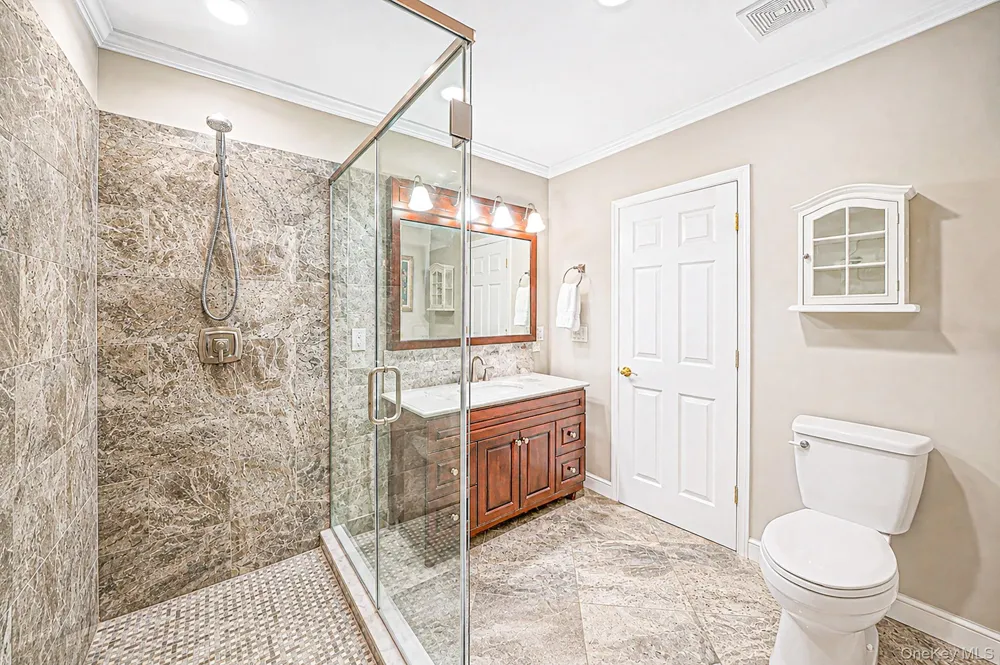 63 Madison Circle Middle Island, NY 11953