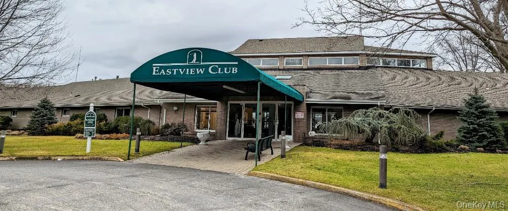 63 Madison Circle Middle Island, NY 11953