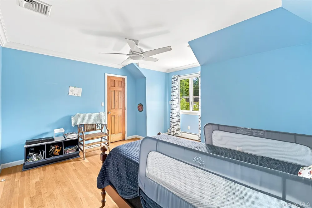5315 Overbrook Street Douglaston, NY 11362