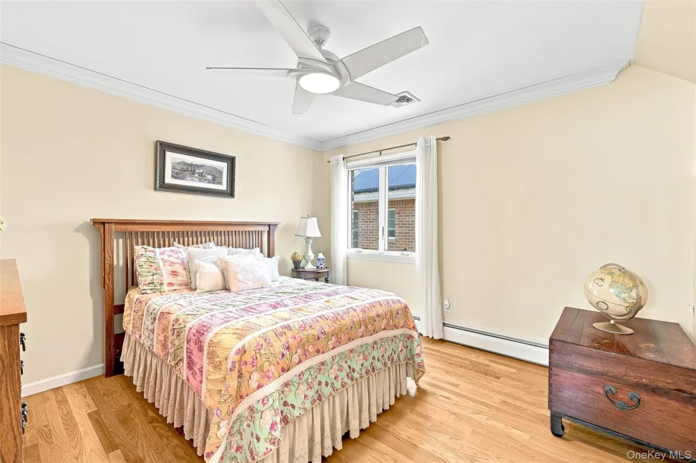 5315 Overbrook Street Douglaston, NY 11362