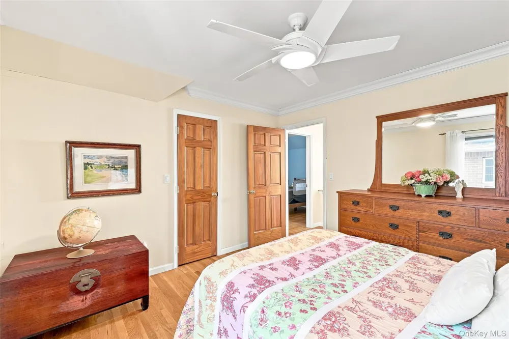 5315 Overbrook Street Douglaston, NY 11362