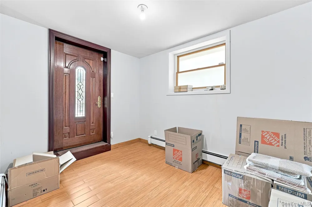 5315 Overbrook Street Douglaston, NY 11362