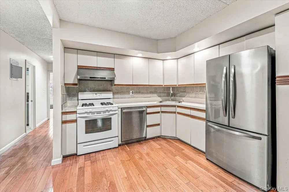 71-24 162nd Street #2 Fresh Meadows, NY 11365