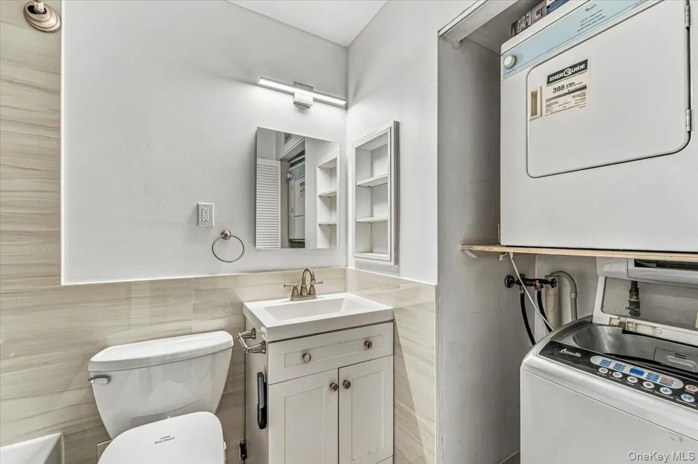 71-24 162nd Street #2 Fresh Meadows, NY 11365