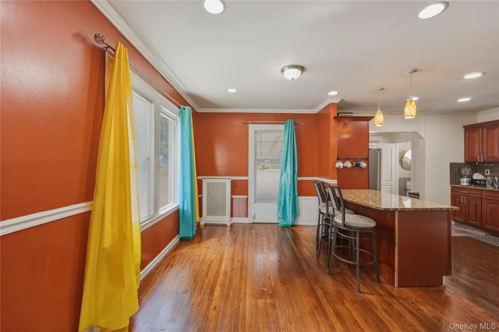 11932 195th Street Saint Albans, NY 11412