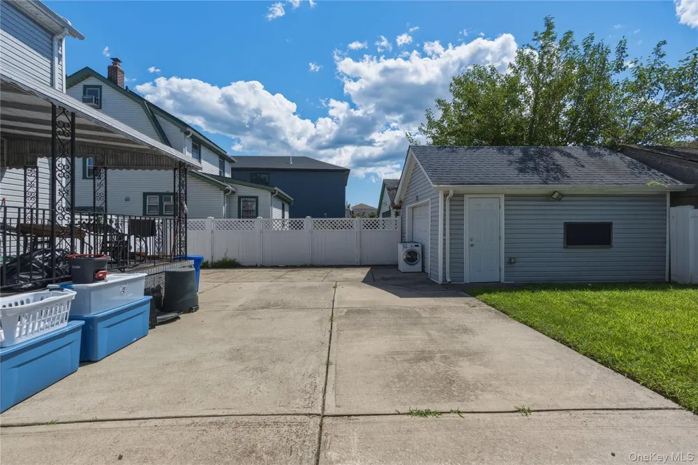 11932 195th Street Saint Albans, NY 11412