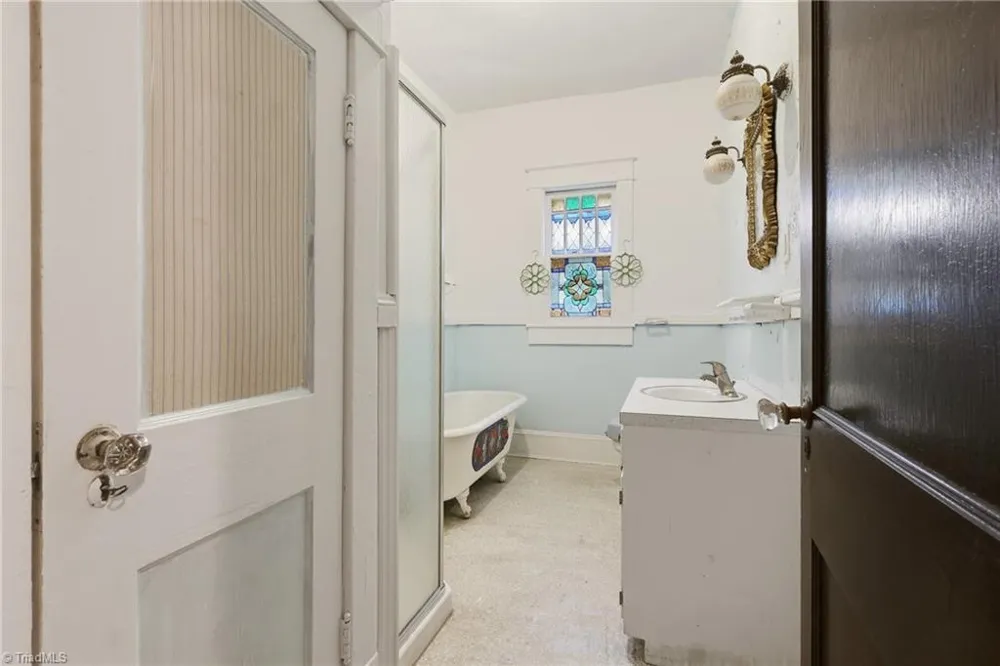 103 Franklin Street Reidsville, NC 27320