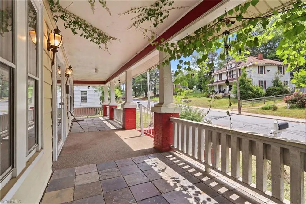 103 Franklin Street Reidsville, NC 27320
